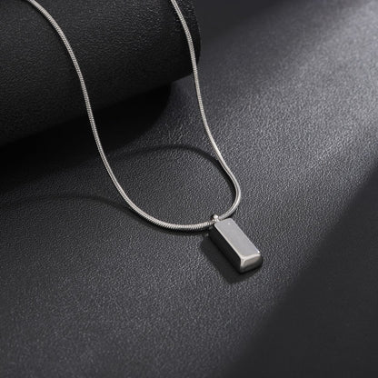 Colar Masculino Titanium Bar™ – Pingente Minimalista em Aço Titânio